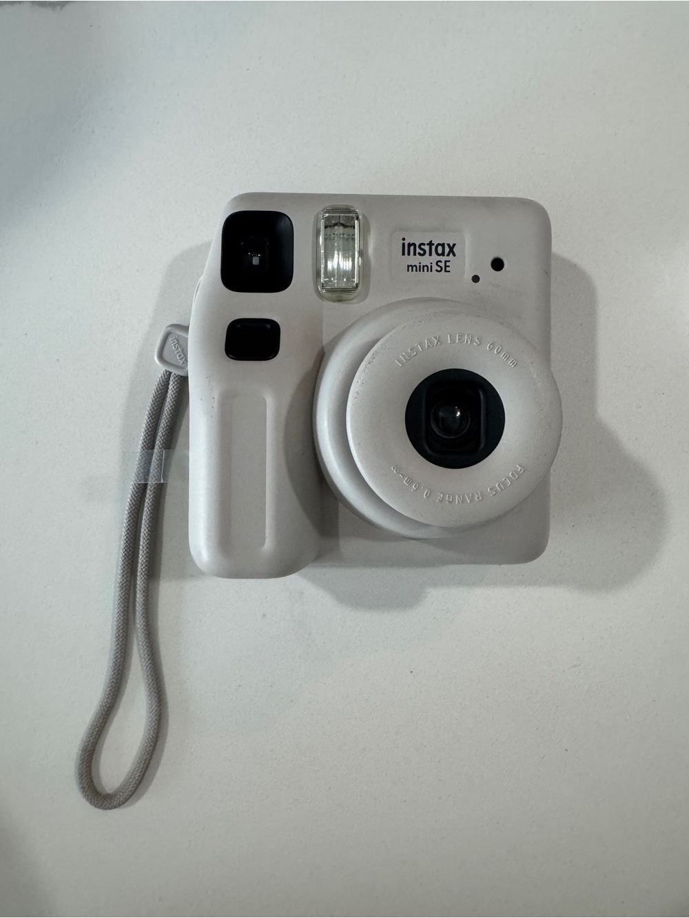 instax mini SE instant camera